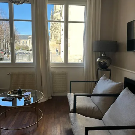 Le Petillant - Cathedrale Apartment *